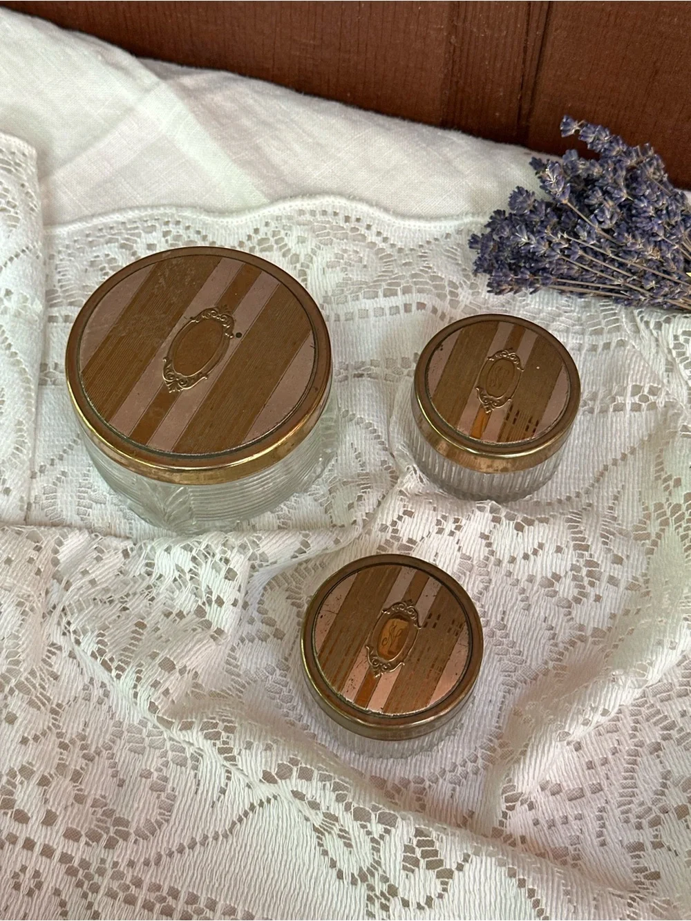 3-Piece Ribbed Clear Glass Vanity Powder Jar Set w/ Gold Tone Metal Lids